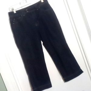 Bandolino Blu dark wash denim capris